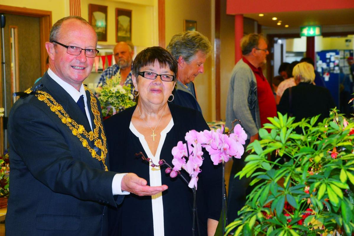 PRETTY IN PINK: Mayor Dave Bulmer with Marilyn Pace, mayoress of Chard