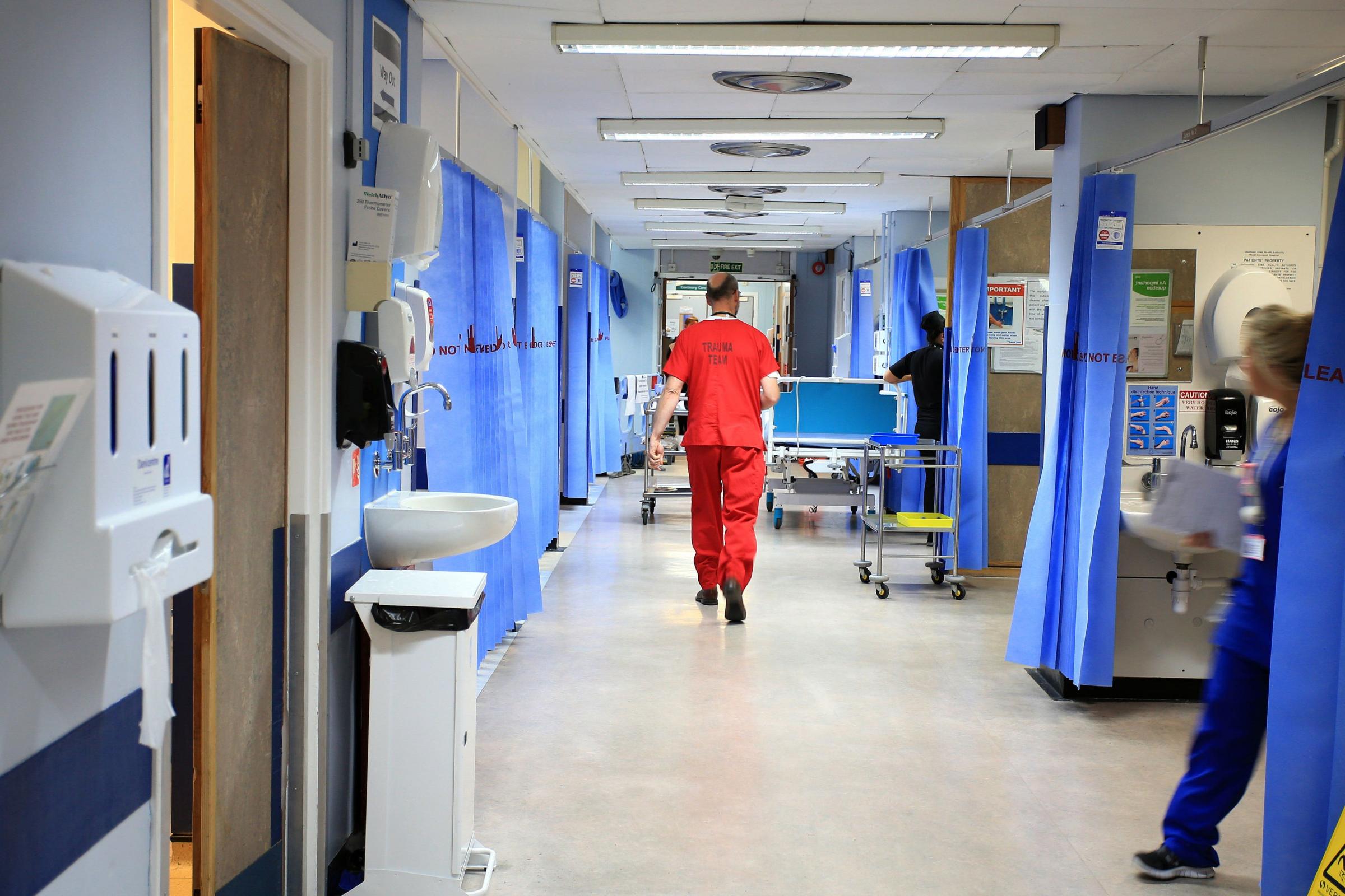 'Trolley waits' in England's A&E departments hit record high - Vimarsana News