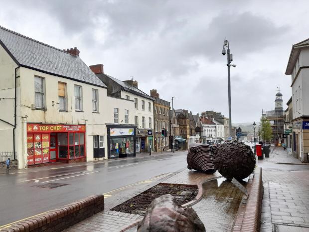Chard & Ilminster News: NOW: Fore Street in Chard