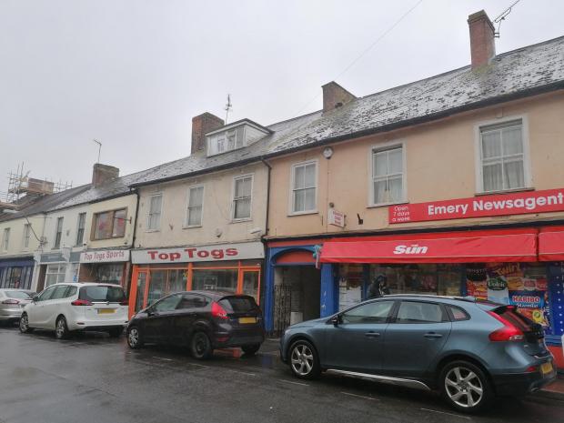 Chard & Ilminster News: SHOP FRONT GRANTS: Holyrood Street in Chard