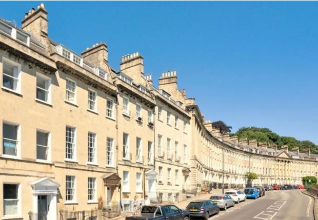 Chard & Ilminster News: 2 bed flat. Credit: Zoopla