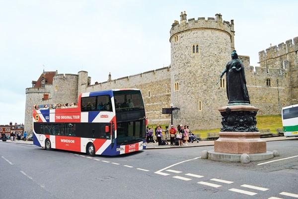 Chard & Ilminster News: Windsor Bus Tour for Two Adults. Credit: Buyagift
