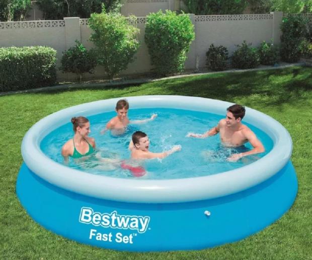 Chard & Ilminster News: The Five-Person One-Jet Inflatable Spa is simple to set up. Picture: Wayfair