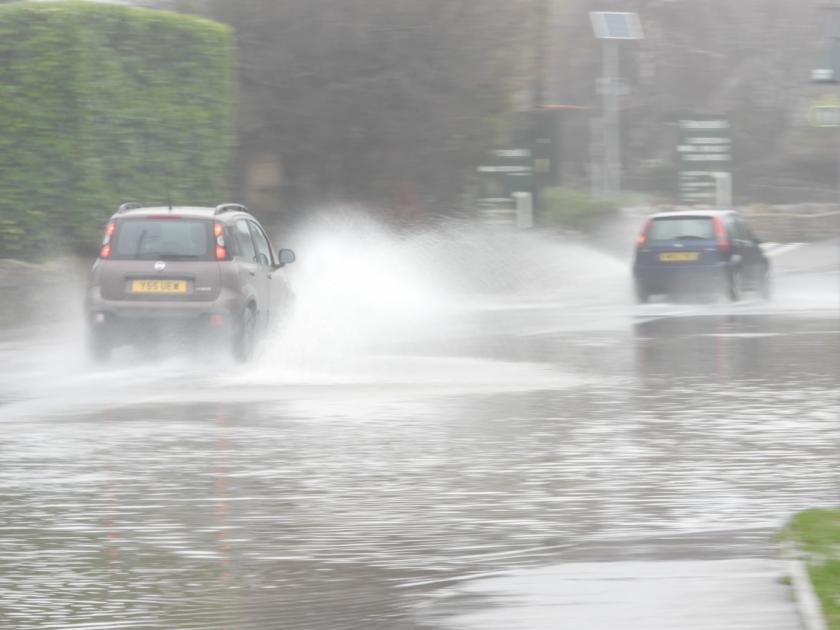 Several flood warnings and alerts issued across Somerset | Chard & Ilminster News 